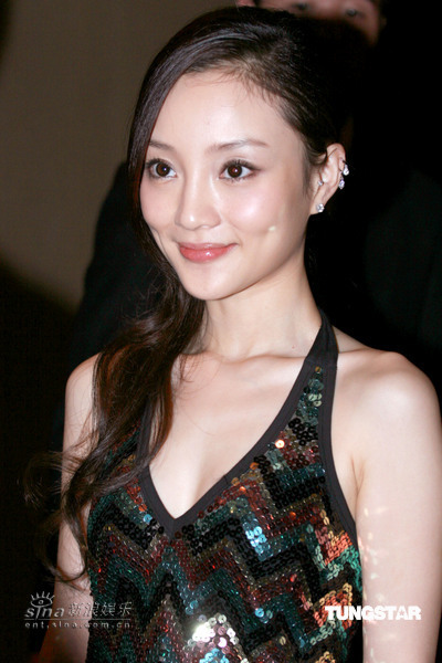 图文：《天堂口》发布会--李小璐酒窝可爱