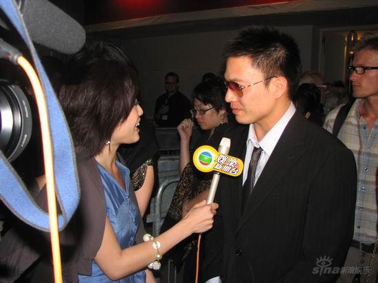 图文:《神探》威尼斯首映--安志杰接受采访