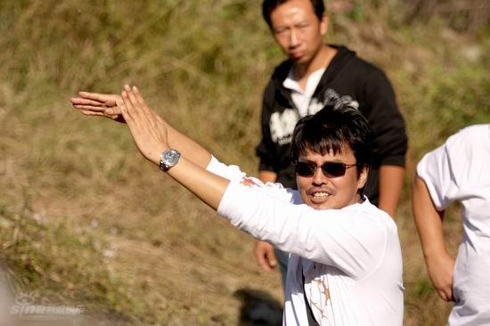 图文：葛优闫妮加盟《山区》--孙周现场指导
