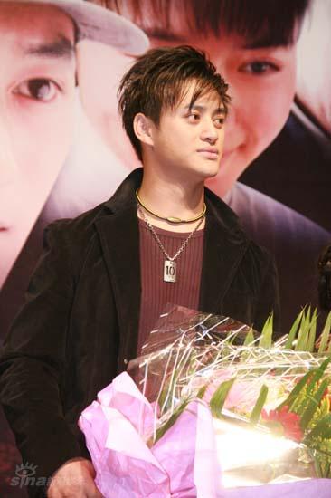 图文:《没有共产党就没有新中国》首映--王家赫