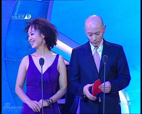 图文：金鸡百花颁奖礼幽默瞬间--葛优宁静