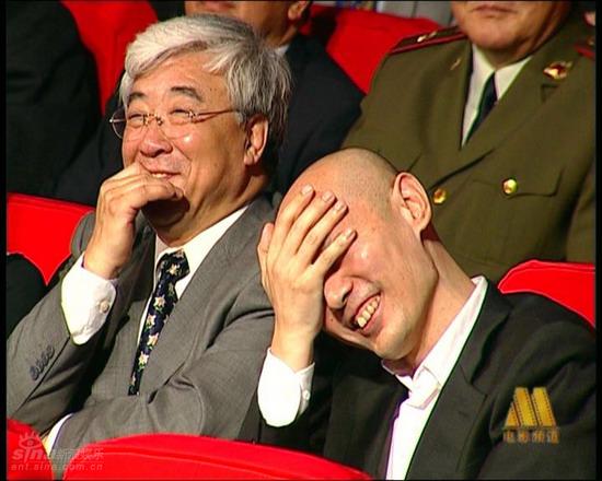 图文:金鸡百花颁奖礼幽默瞬间--葛优