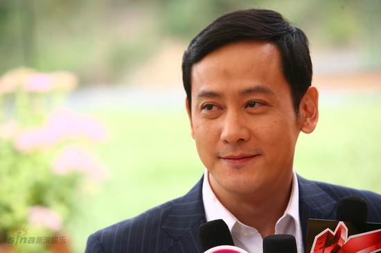 图文：探班《命运呼叫转移》--主演邱心志