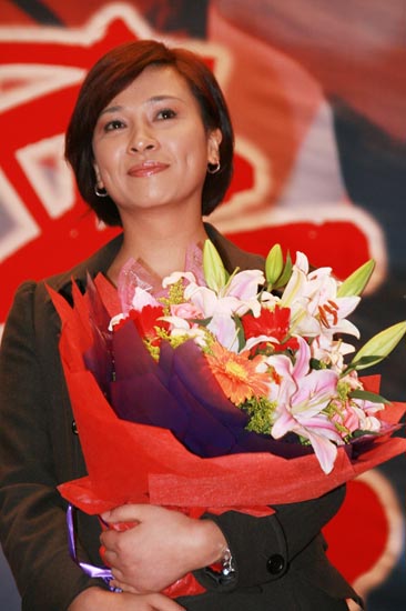 图文：《东方大港》北京首映--苏瑾笑容灿烂