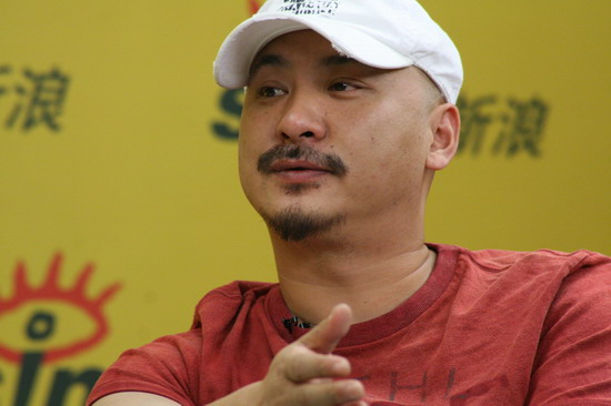 图文:余男王全安独家做客--导演王全安