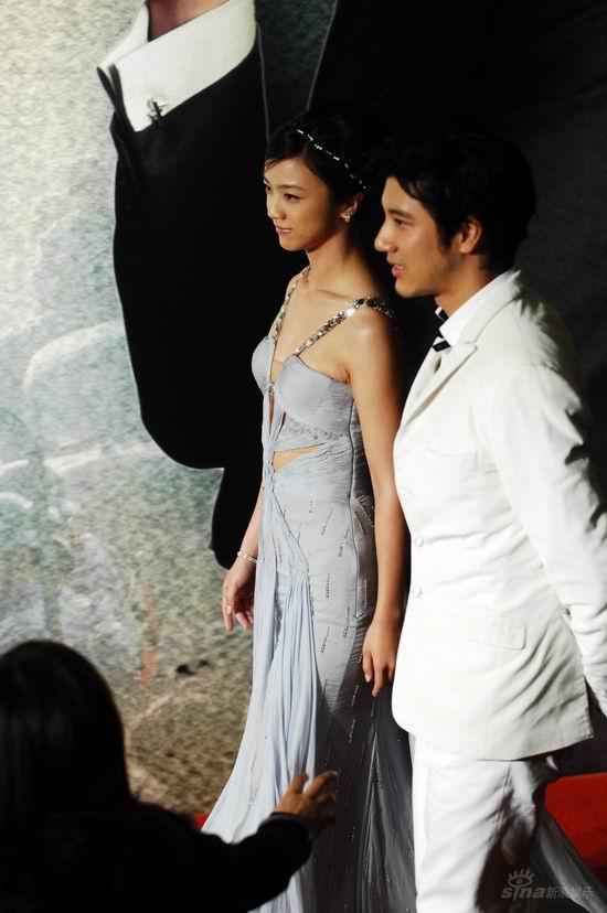 图文：《色戒》上海首映--汤唯王力宏结伴