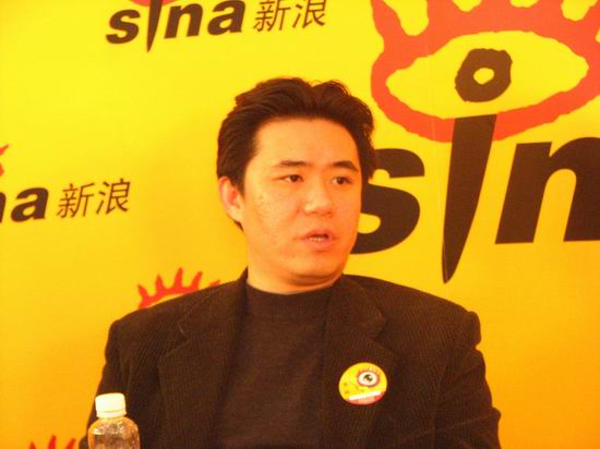 图文：颜丙燕庄宇新新浪庆功-导演庄宇新