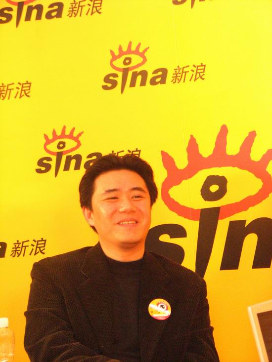 图文：颜丙燕庄宇新新浪庆功-庄导赞丙燕演技