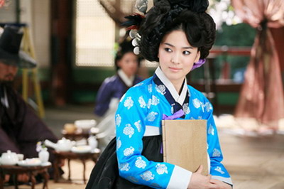 韩国票房综述:好莱坞大片反客为主黄真伊看涨