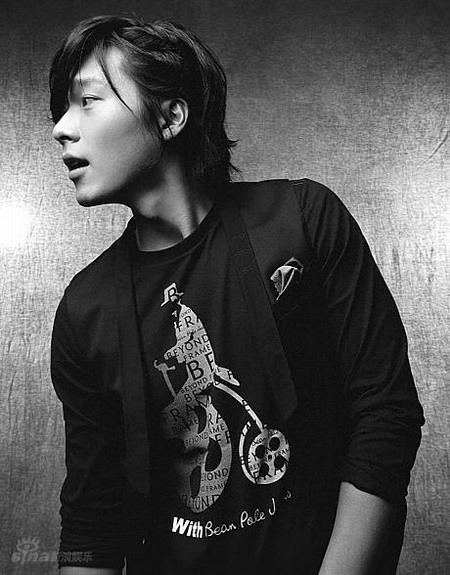 韩娱每周一星:玄彬明星光环下的执着演员(图)