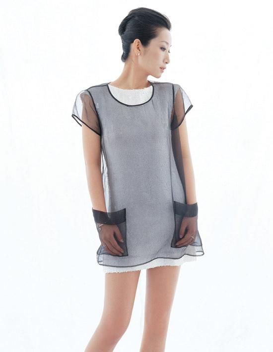 资料图片:秦海璐精美写真--俏皮可爱