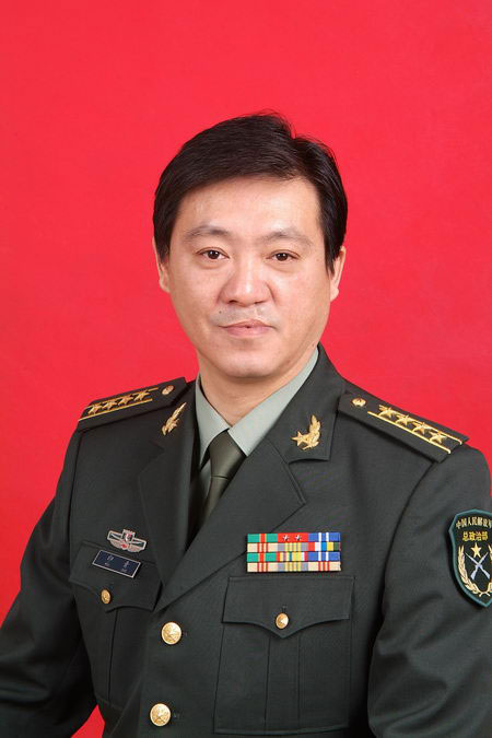 总政歌舞团团长印青