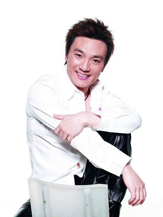 费振翔