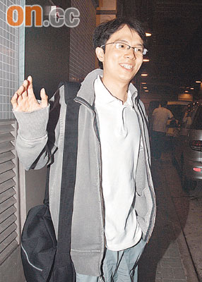 香港先生选举面试 艺人爱子狙击校草冠军(图)