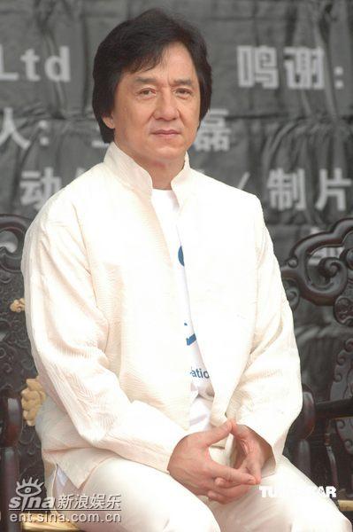 成龙捐款十万港币 支持云南地震灾区救援(附图