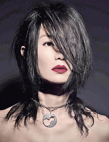 张曼玉:尔冬升分手后还吃醋 不满媒体公开情信