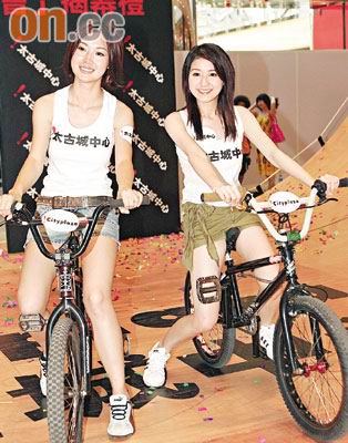 郭羡妮支持新届港姐没看模样先赞应对得体(图)