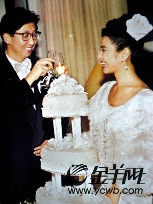 往事并不如烟性感女神钟楚红的真与美(附图)