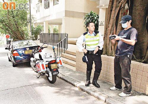 陈慧珊诞女婴警员护驾一家三口出院大阵仗(图)