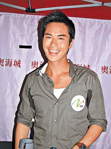 郑嘉颖打鼻证未整容不与周丽淇共度中秋(附图)