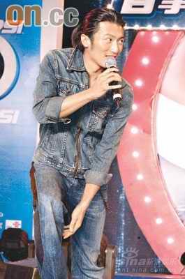 谢霆锋张柏芝修成正果 合唱《流言》见证爱情