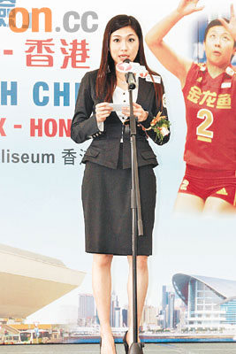 蔡加怡自小爱游泳,对排球的兴趣一般.
