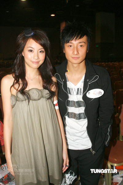 邓丽欣与方力申(资料图片)