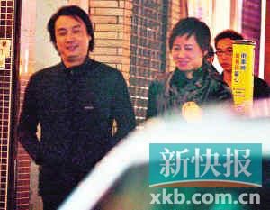 刘松仁与空姐老婆苏嘉燕
