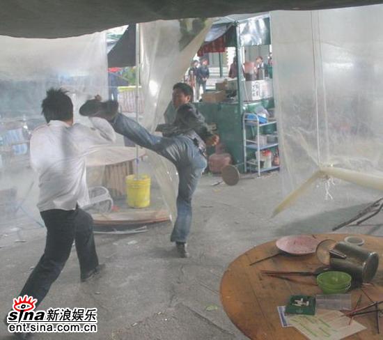 组图：《导火线》片花出炉甄子丹变力量代言人