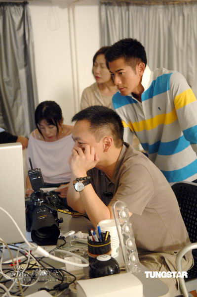 郭富城自比变形金刚 忙工作不忘希望小学【图】