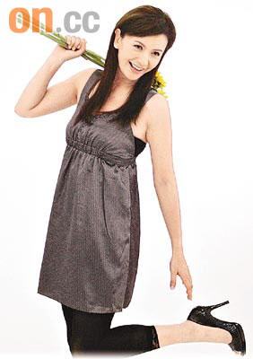 曾华倩拒绝穿比基尼 称玩性格向性感说不【图】