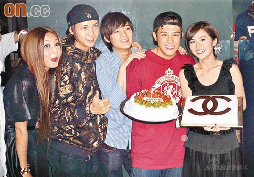 蔡卓妍与师弟齐开生日派对 好友持碟到场【图】