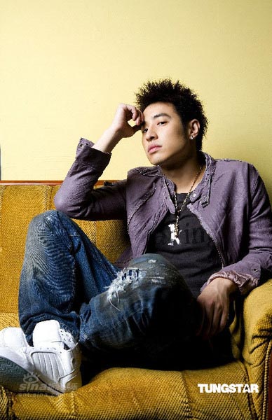 潘玮柏千万钻饰配天王气势 愿与钻石同眠【图】