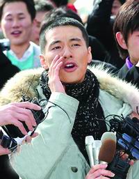 韩国红星元斌正式入伍坦言只想当个普通兵(图)