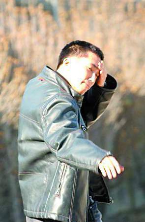 元斌服役仍“电人”韩国男艺人扎堆入伍(图)