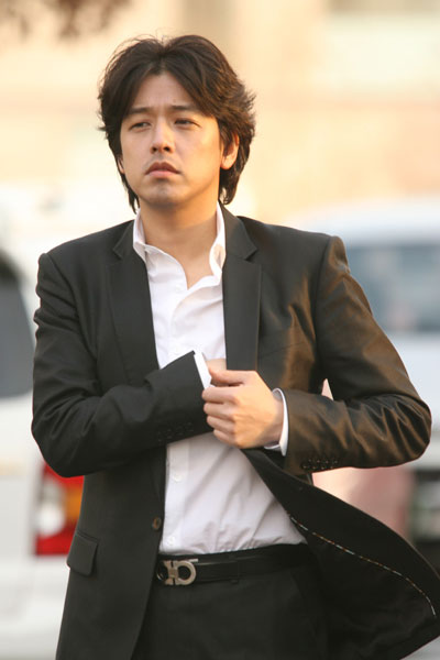 韩星柳时元父亲意外离世崔智友送花圈致哀(图)