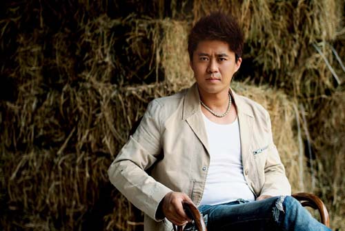 张振宇:女星可以脱制胜 但男星需要有魅力(图)