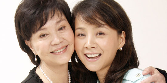 何琳归亚蕾获电视剧风云榜最佳女主角提名(图)