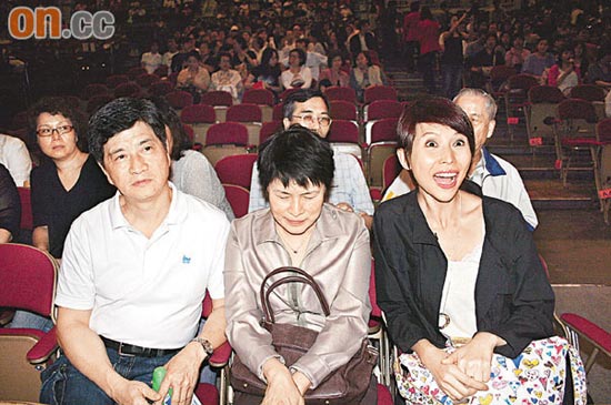 蔡少芬王祖蓝鬼崇拍拖男方才华出众惹人羡(图)