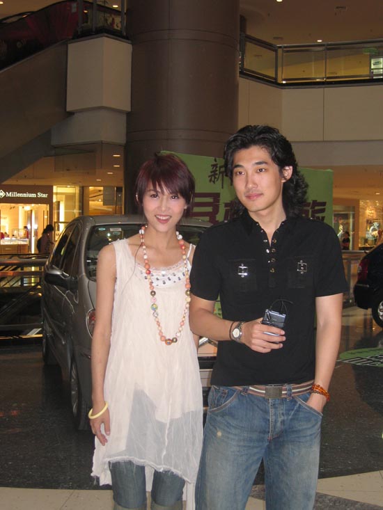 贾青陈大伟惊艳亮相+靓车诠释时尚男女(附图)