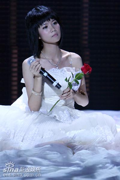 ������Ů��������ս�����̳�����ò������(ͼ)