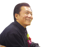 相声舞台难见侯家人孙辈只有侯震偶尔客串(图)