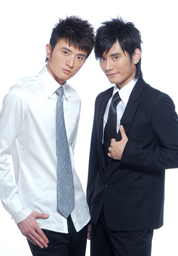 新主张组合钱枫表演体操 越策越开心激情搞怪