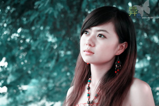 绝对唱响麻辣评委背后有真心 12对选手晋级