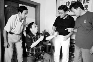 侯耀文同门师兄李伯祥携众师弟做纪念演出(图)