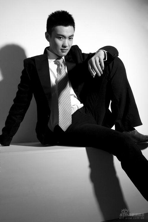 ��һΧ���ܰ������������������Ǳ�����(ͼ)