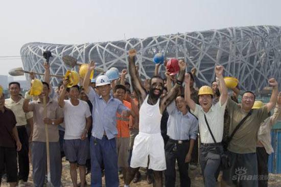 中国金刚于震环参选火炬手 彰显运动风采(图)