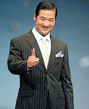 药品代言中娱乐明星占88% 张国立身兼四职居