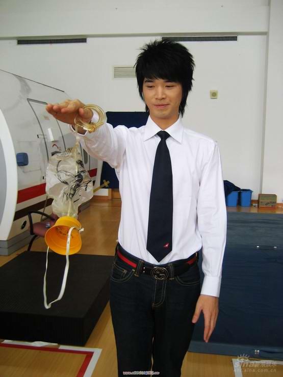 宋晓波出任空中安全大使 手语解说引导航程(图