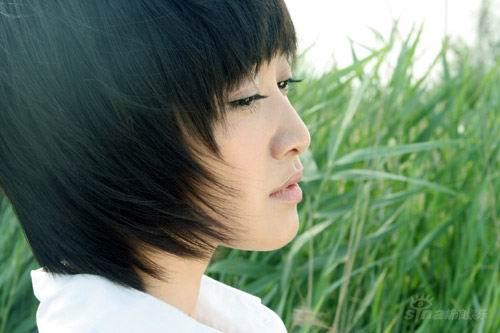 忧郁眼神清纯唯美(图)